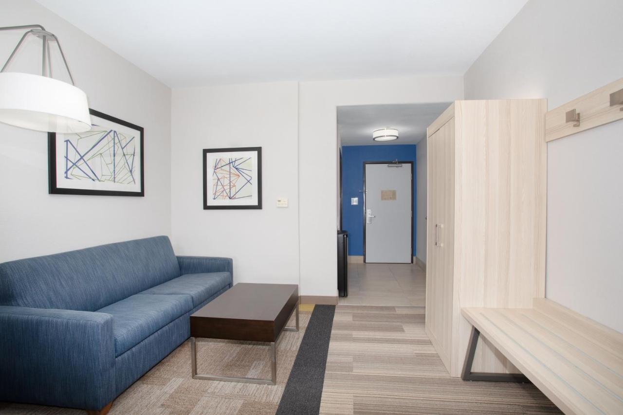 Executive King Suite at Holiday Inn Express & Suites Phoenix - Glendale Sports Dist by IHG