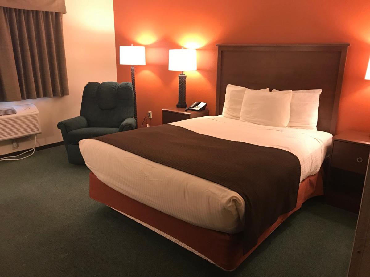 Queen Room - Non-Smoking at AmericInn by Wyndham Blackduck