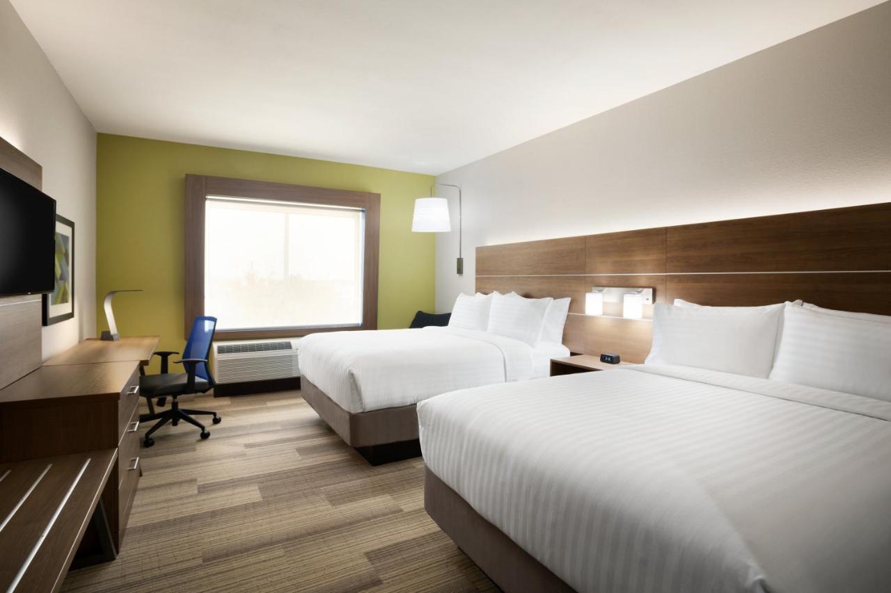 Queen Room with Two Queen Beds at Holiday Inn Express & Suites McAllen - Medical Center Area by IHG