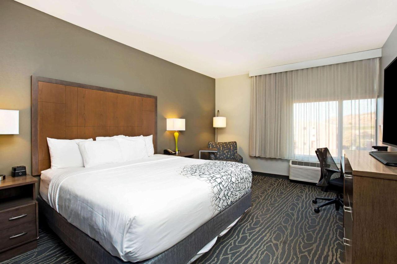 King Room - Non-Smoking at La Quinta Inn & Suites by Wyndham Page at Lake Powell