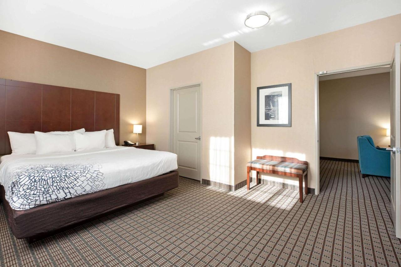 Deluxe King Suite with Sofa Bed  - Non-Smoking at La Quinta Inn & Suites by Wyndham Bellingham