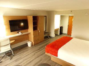 Room #28288025 at Best Western PLUS Executive Hotel
