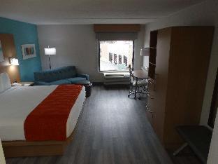 Room #28288025 at Best Western PLUS Executive Hotel