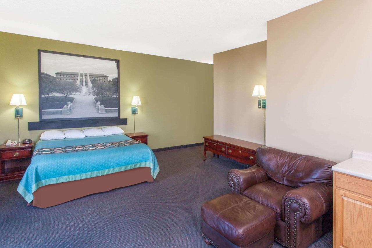 Room #40272814 at Super 8 by Wyndham Goshen