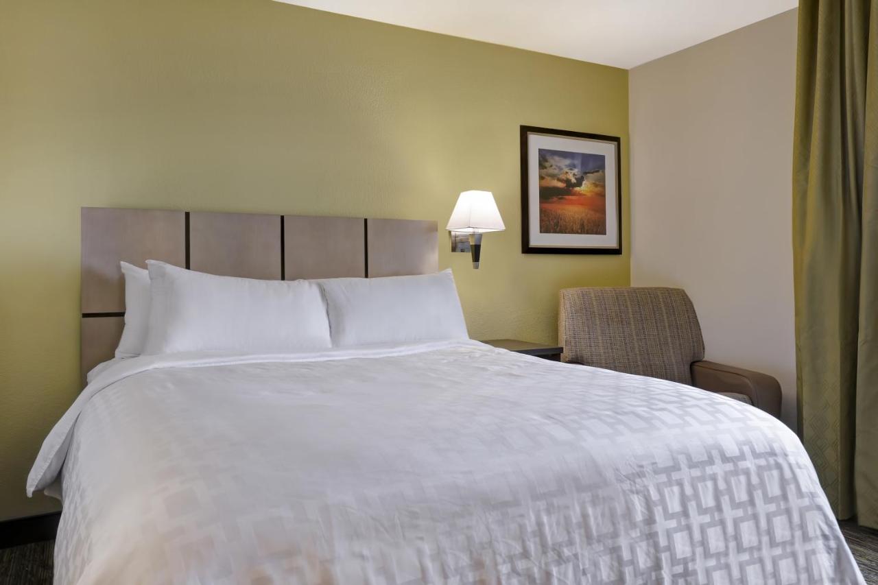  | Candlewood Suites Indianapolis - South