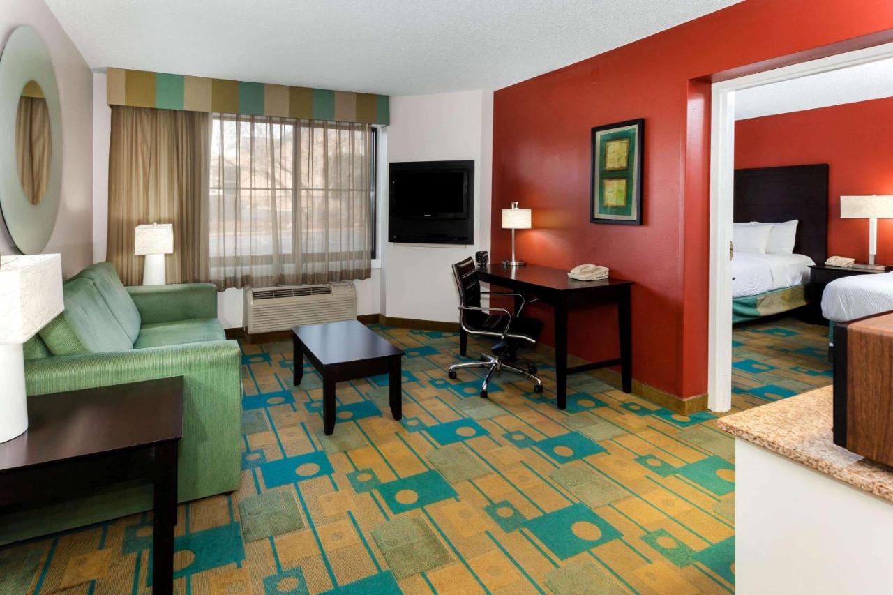 Double Room with Two Double Beds - Disability Access at La Quinta Inn & Suites by Wyndham Milwaukee Bayshore Area
