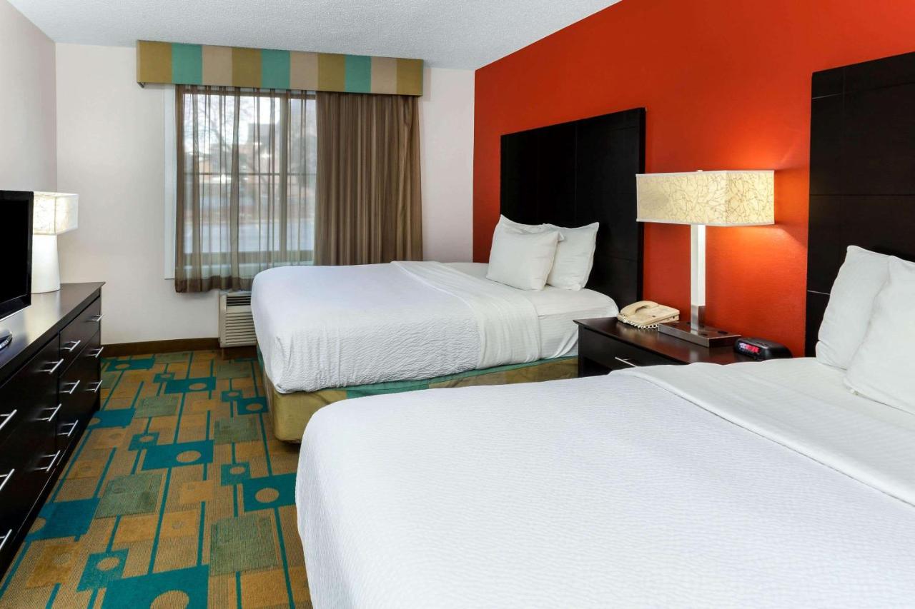 Double Room with Two Double Beds - Disability Access at La Quinta Inn & Suites by Wyndham Milwaukee Bayshore Area
