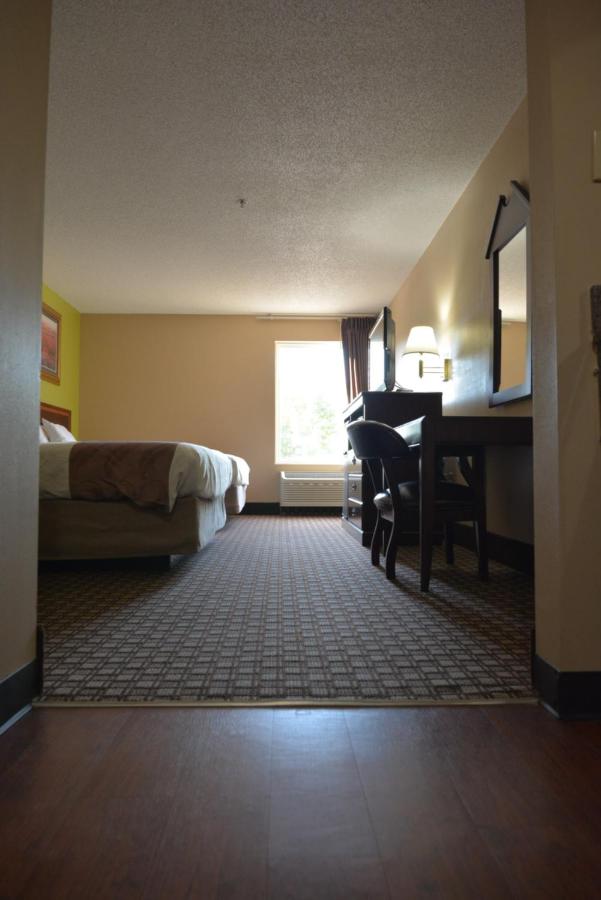 Standard Double Room-Smoking. at Jameson Inn - Hazlehurst