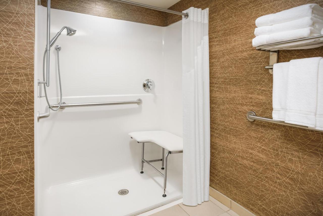 Double Room - Mobility Access with Roll-in Shower at Garner Hotel Brockton - Boston by IHG