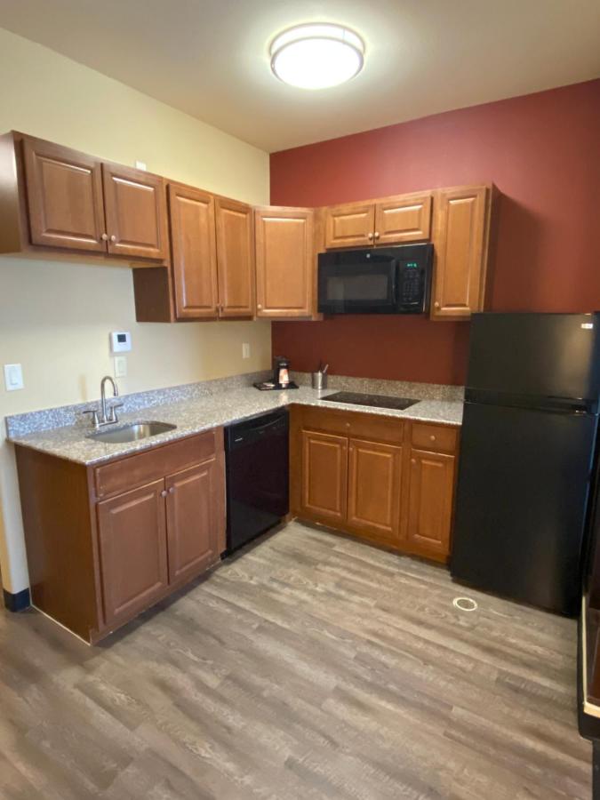 Efficiency King Suite with Kitchenette at Comfort Suites Lake Worth