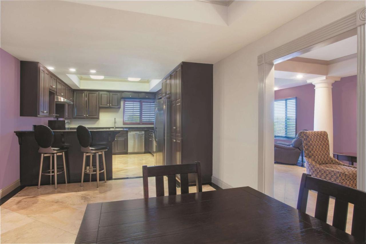 Apartment - Non-Smoking at La Quinta Inn & Suites by Wyndham Fort Walton Beach