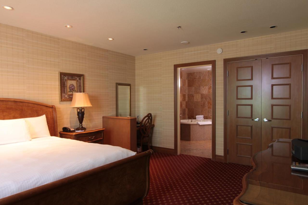 One-Bedroom Suite at South Point Hotel, Casino, and Spa