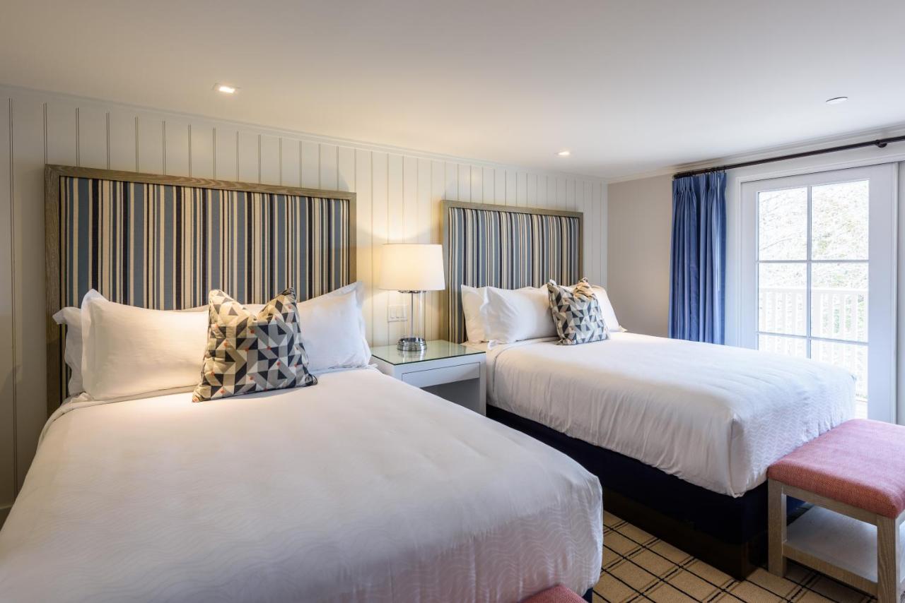 Roxana Building Room with 2 Queen Beds at Harbor View Hotel