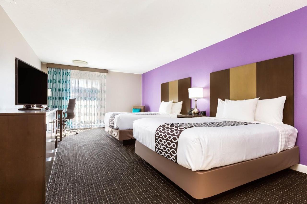 Queen Room with Two Queen Beds - Ground Floor at La Quinta Inn & Suites by Wyndham Pomona