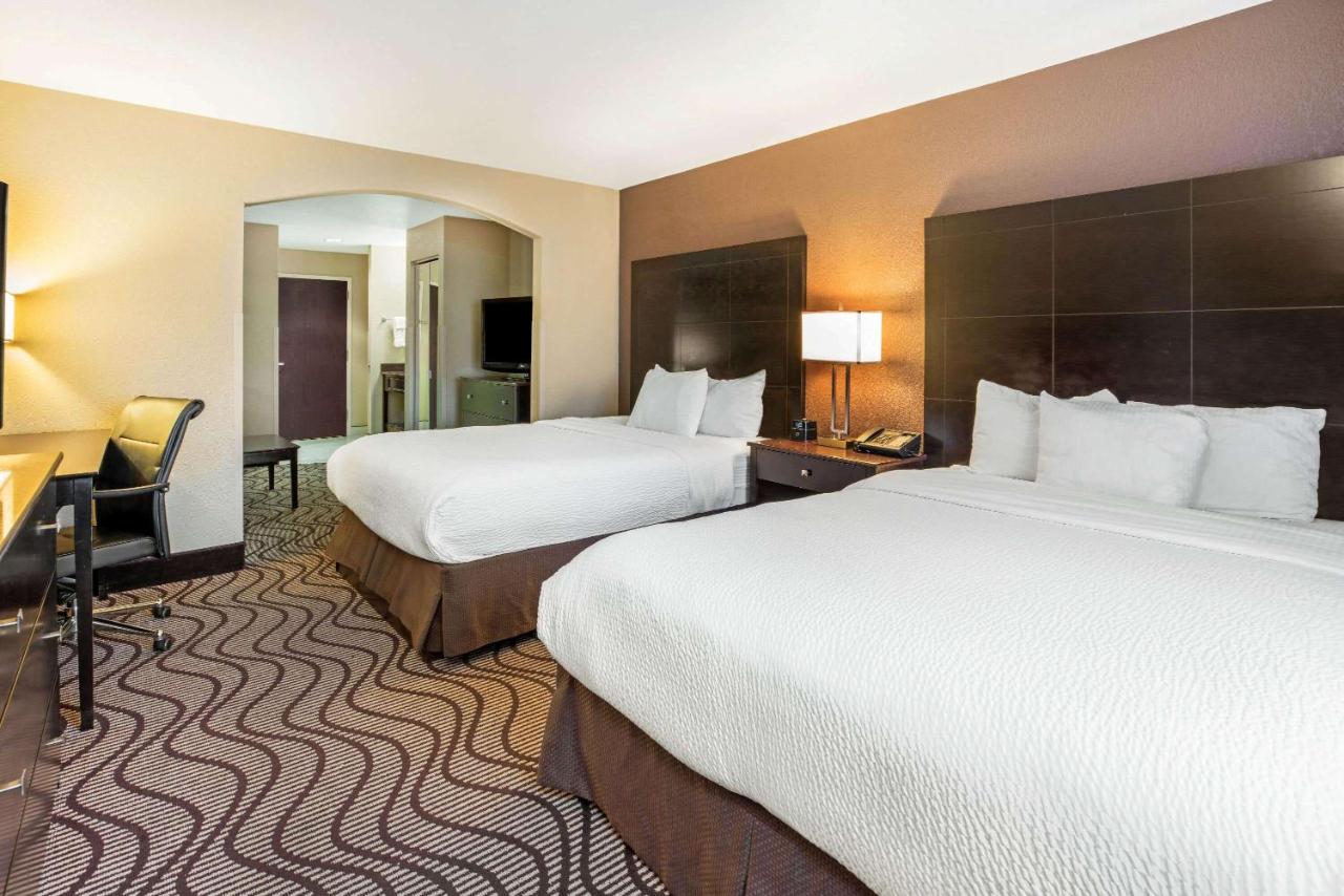 Executive Queen Room at La Quinta Inn & Suites by Wyndham Meridian / Boise West