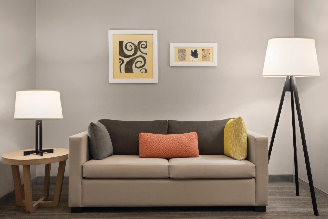 One-Bedroom King Suite with Sofa Bed at Country Inn & Suites by Radisson, Schaumburg, IL