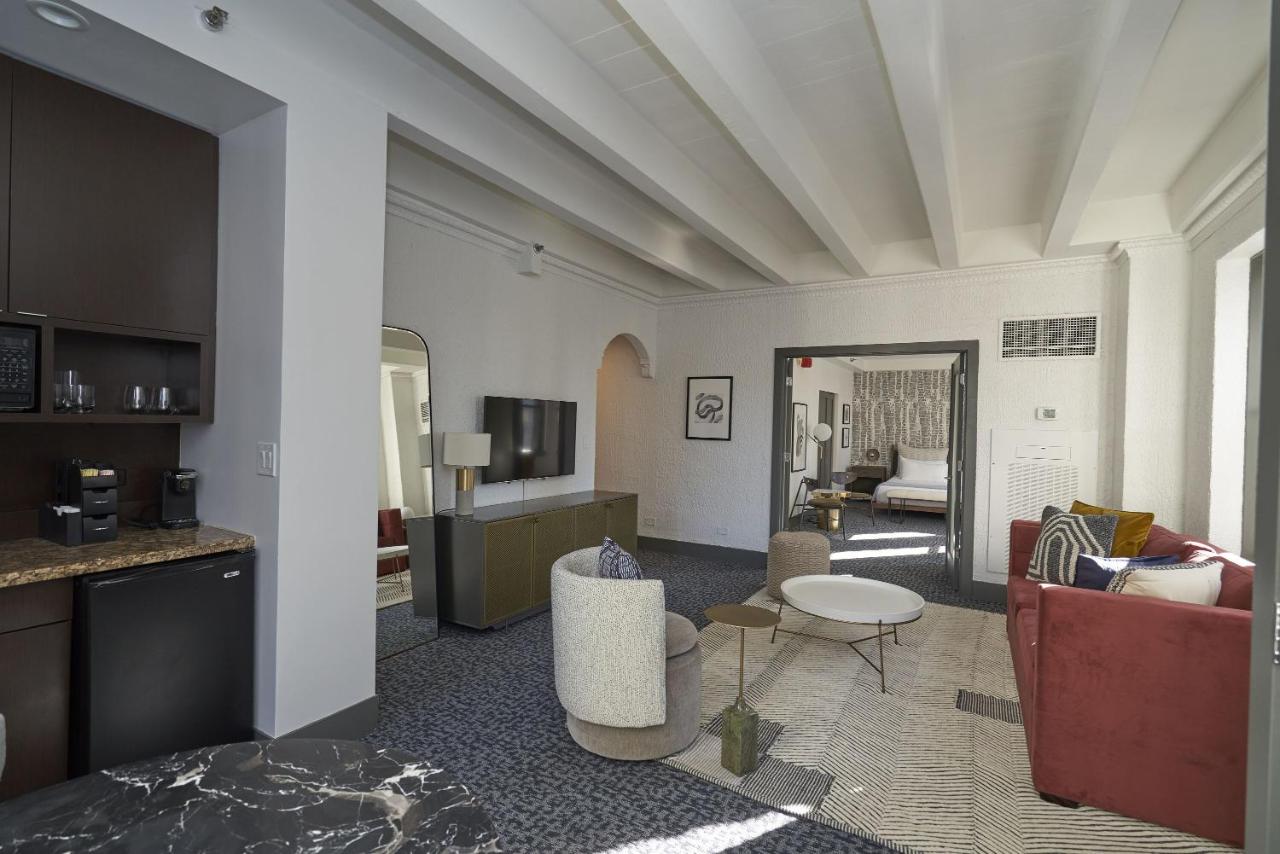 Grand Suite Two-Bedroom at Raffaello Hotel