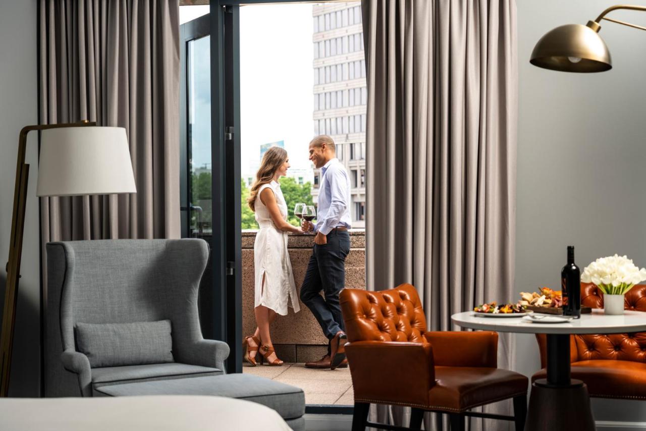 King Room with Private Terrace - Disability Access at Four Seasons Hotel Atlanta
