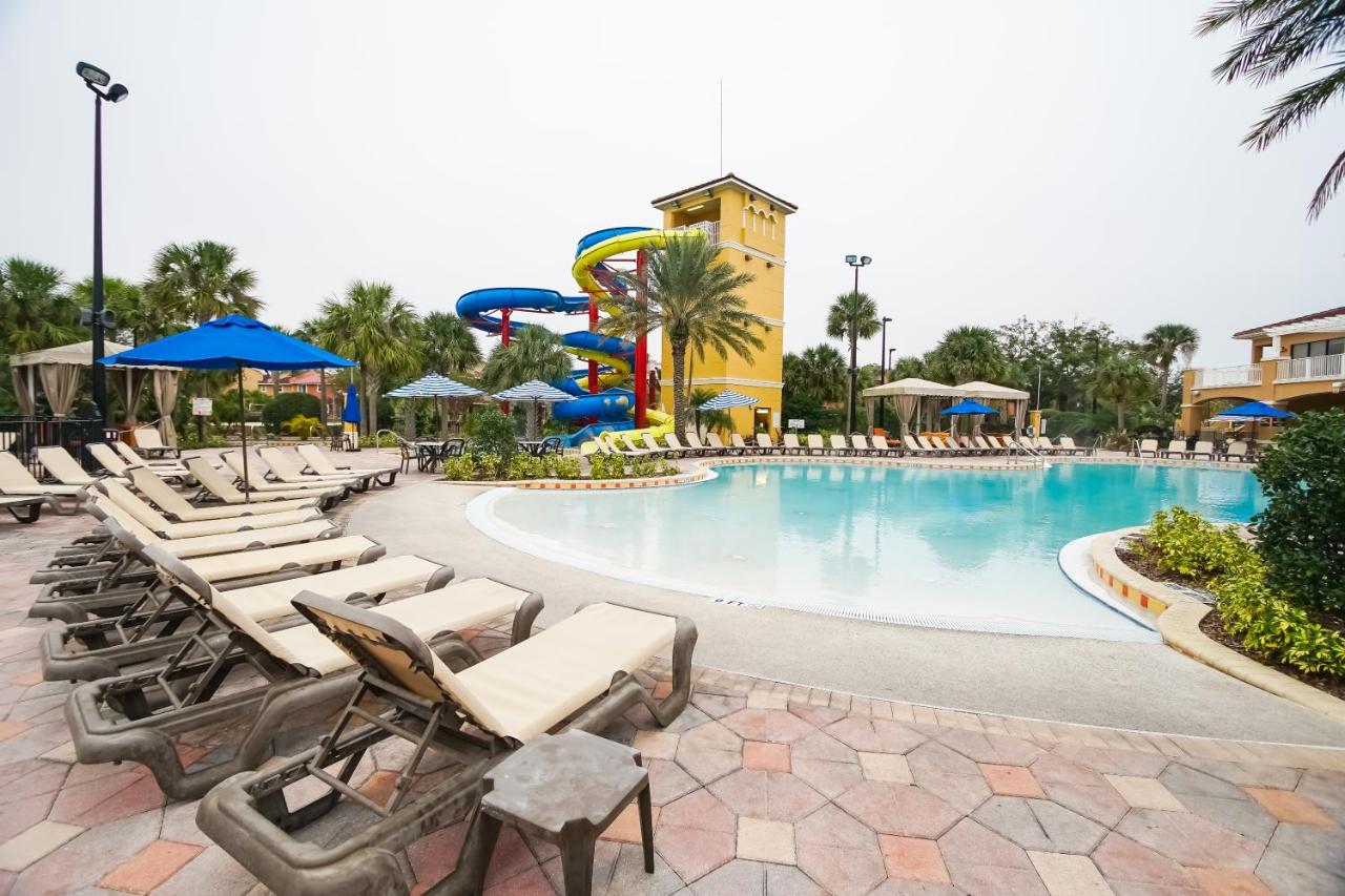 Multi Resorts at Fantasy World, a VRI resort