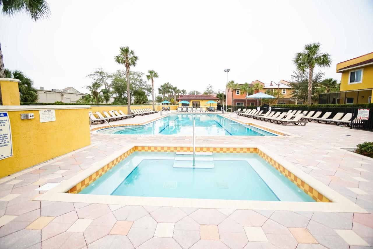 Multi Resorts at Fantasy World, a VRI resort