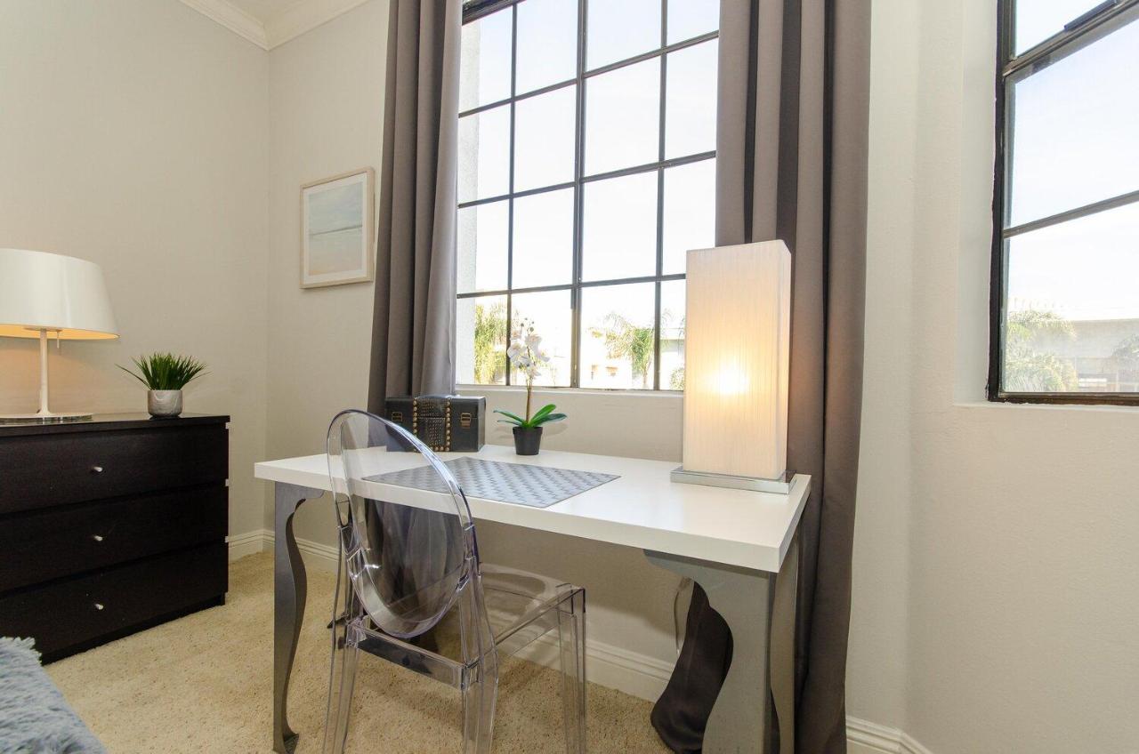 Two-Bedroom Apartment at Luxury Suites - Heart of Beverly Hills