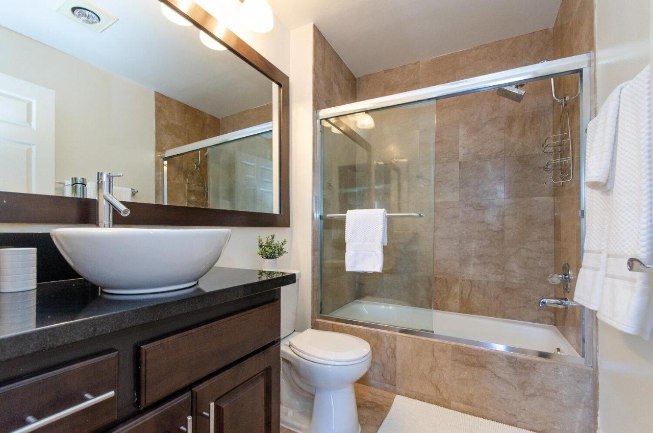 Two-Bedroom Apartment at Luxury Suites - Heart of Beverly Hills