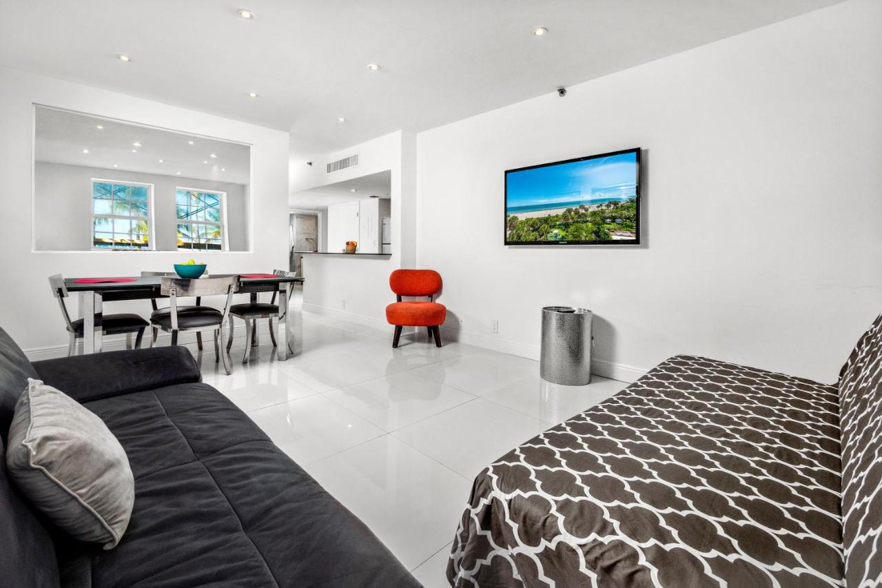 Two-Bedroom Apartment at BEST DEAL! 2BR Modern Beachfront Ocean Drive WiFi