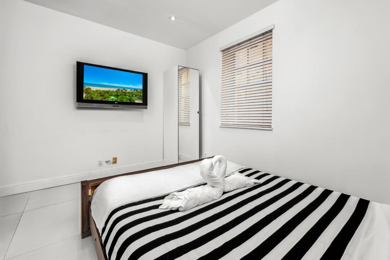 Two-Bedroom Apartment at BEST DEAL! 2BR Modern Beachfront Ocean Drive WiFi