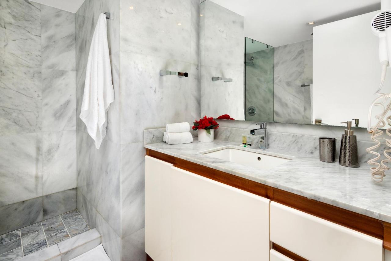Two-Bedroom Apartment at BEST DEAL! 2BR Modern Beachfront Ocean Drive WiFi