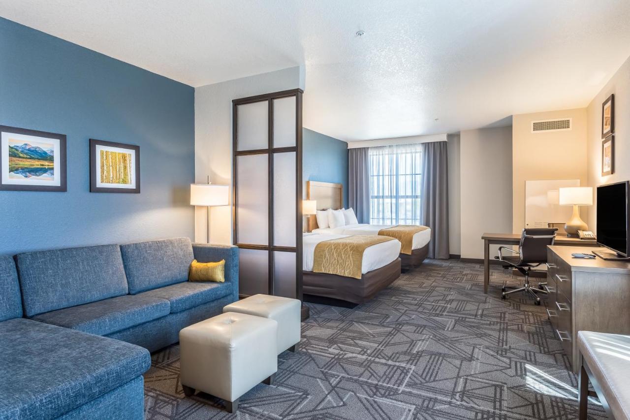 Family Suite - Non-Smoking at Comfort Inn & Suites Salt Lake City Airport