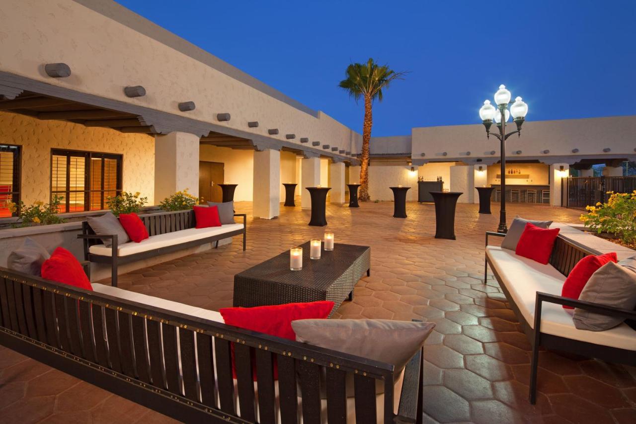 Four Points by Sheraton Phoenix South Mountain