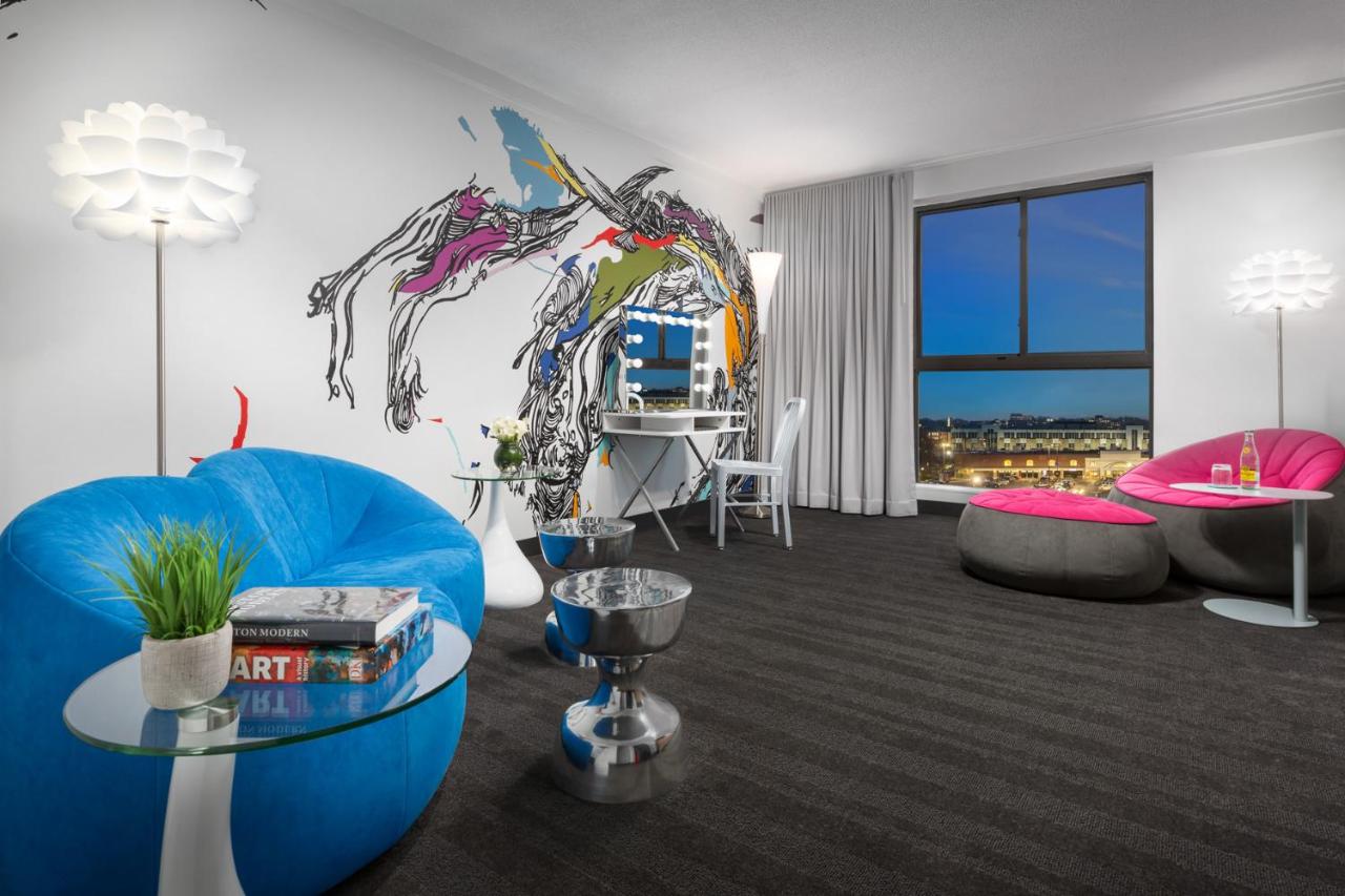 Signature Suite at Studio Allston Hotel