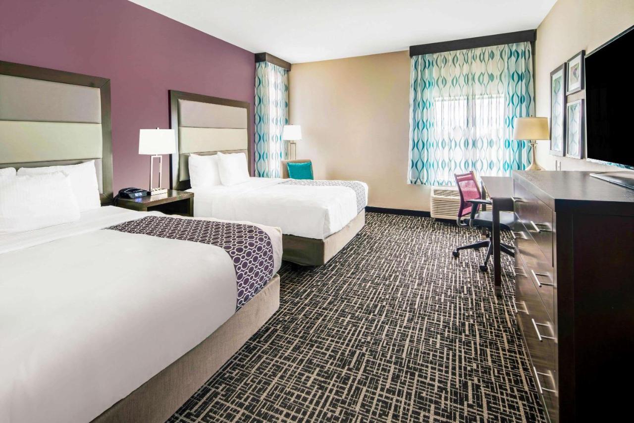 Queen Room with Two Queen Beds and Roll-In Shower - Mobility Accessible/Non-Smoking at La Quinta Inn & Suites by Wyndham McAllen La Plaza Mall