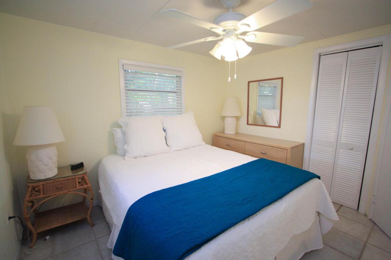 Two-Bedroom Cottage at Gulf Breeze Cottages