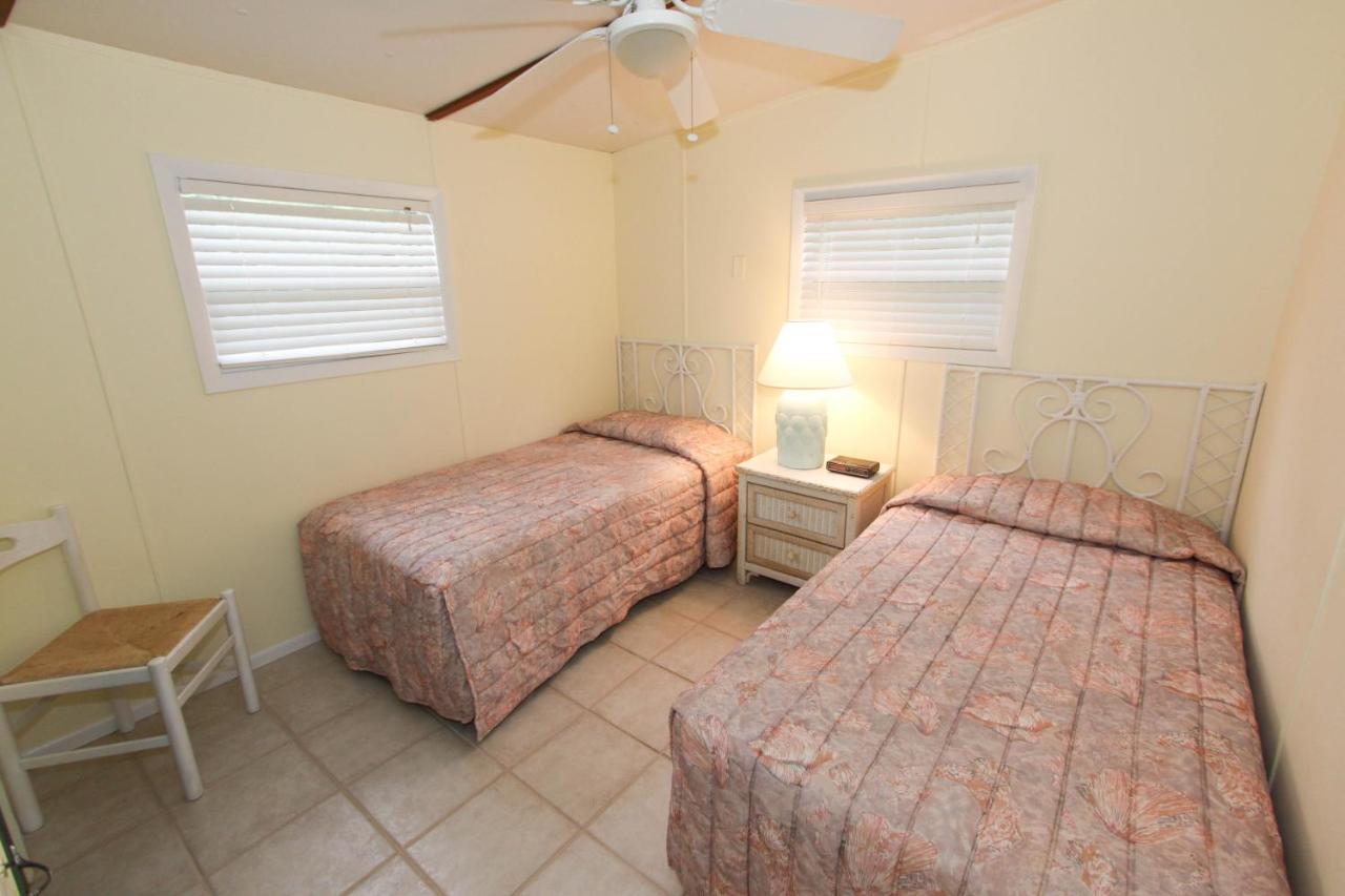 Two-Bedroom Cottage at Gulf Breeze Cottages