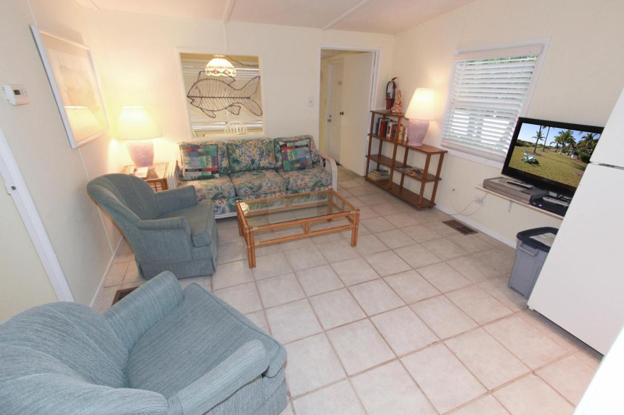 Two-Bedroom Cottage at Gulf Breeze Cottages