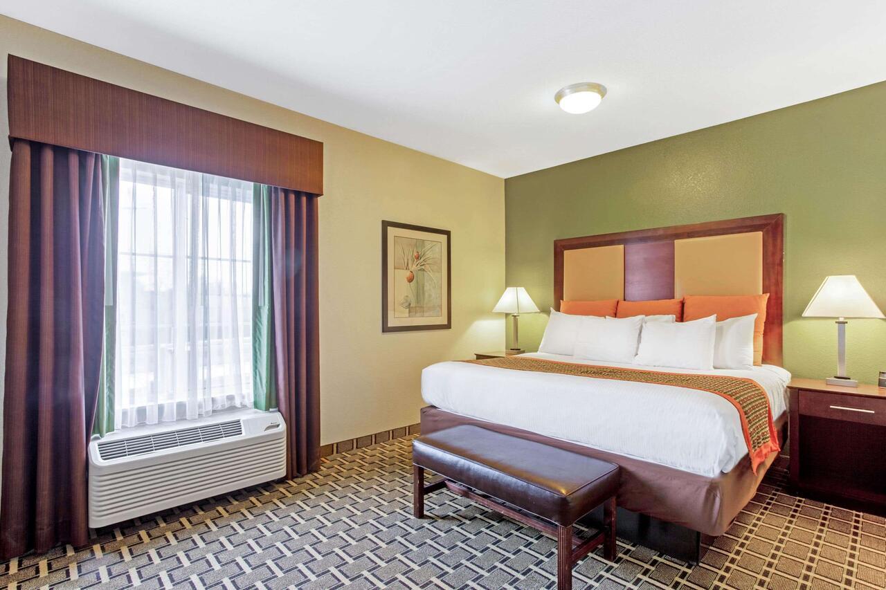 One-Bedroom King Suite - Non-Smoking at La Quinta Inn & Suites by Wyndham Lancaster