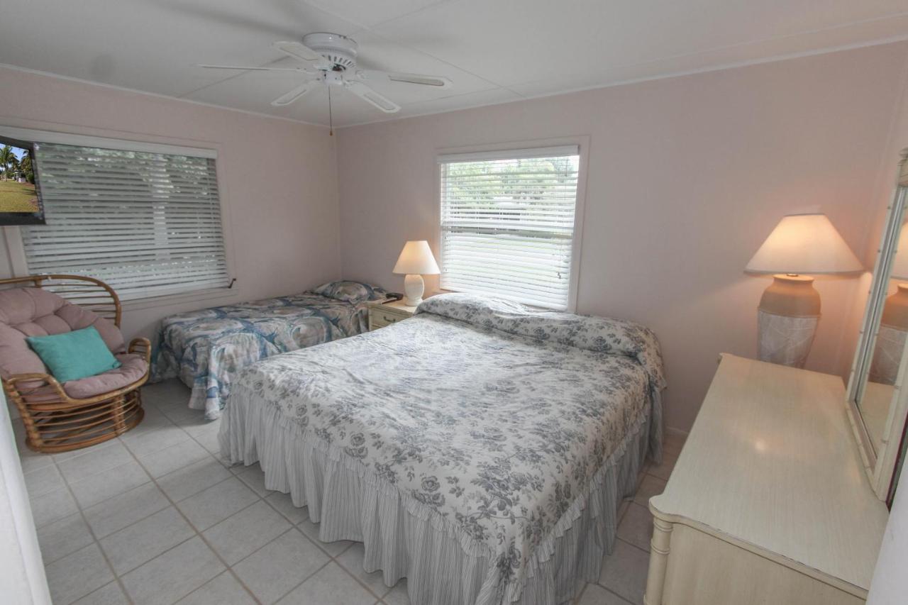 Three-Bedroom Duplex at Gulf Breeze Cottages