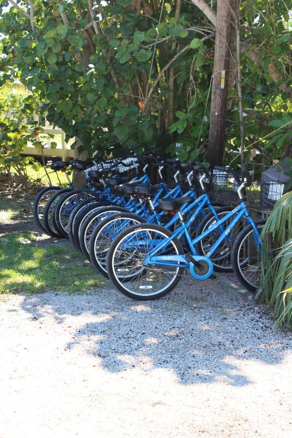 | Gulf Breeze Cottages