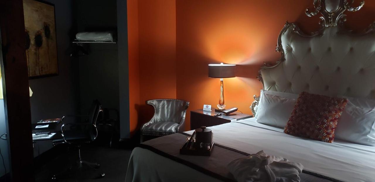 Deluxe King Room at Vu Guesthouse