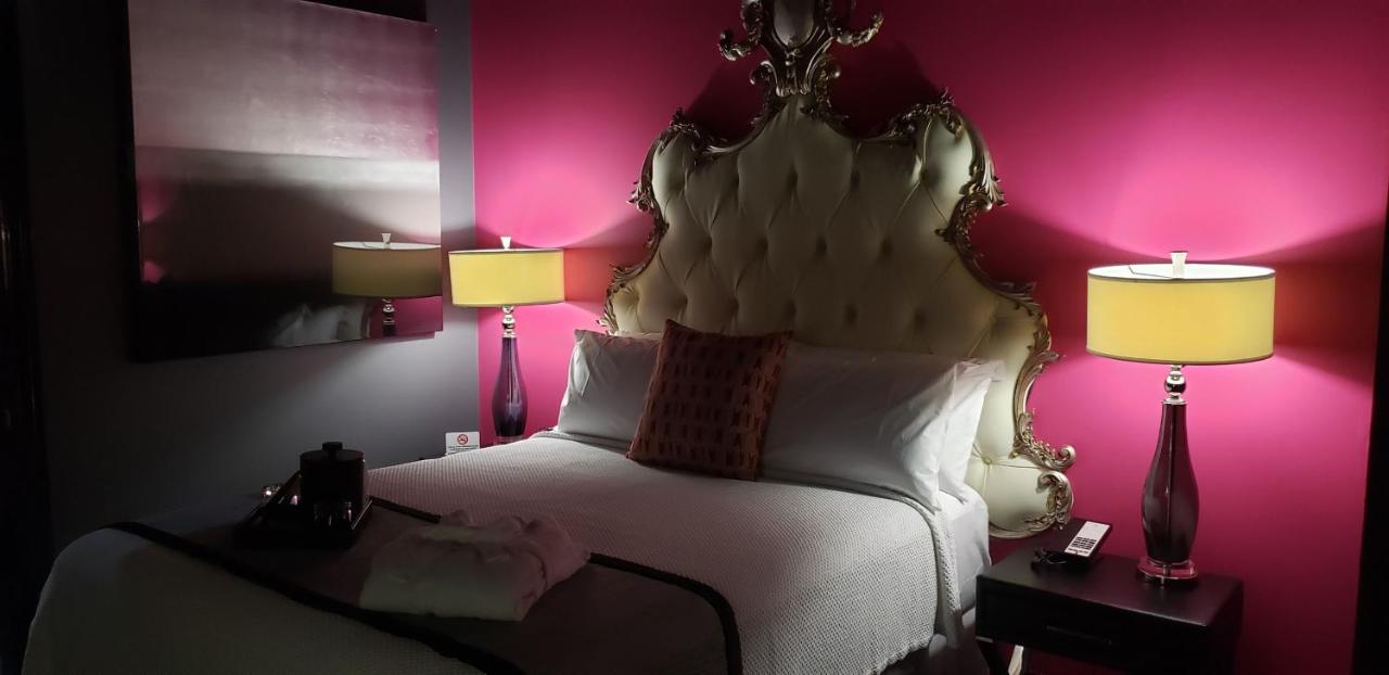 Deluxe Queen Studio  at Vu Guesthouse