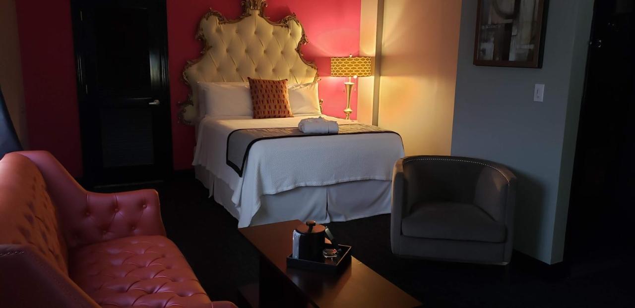 Deluxe Queen Room at Vu Guesthouse