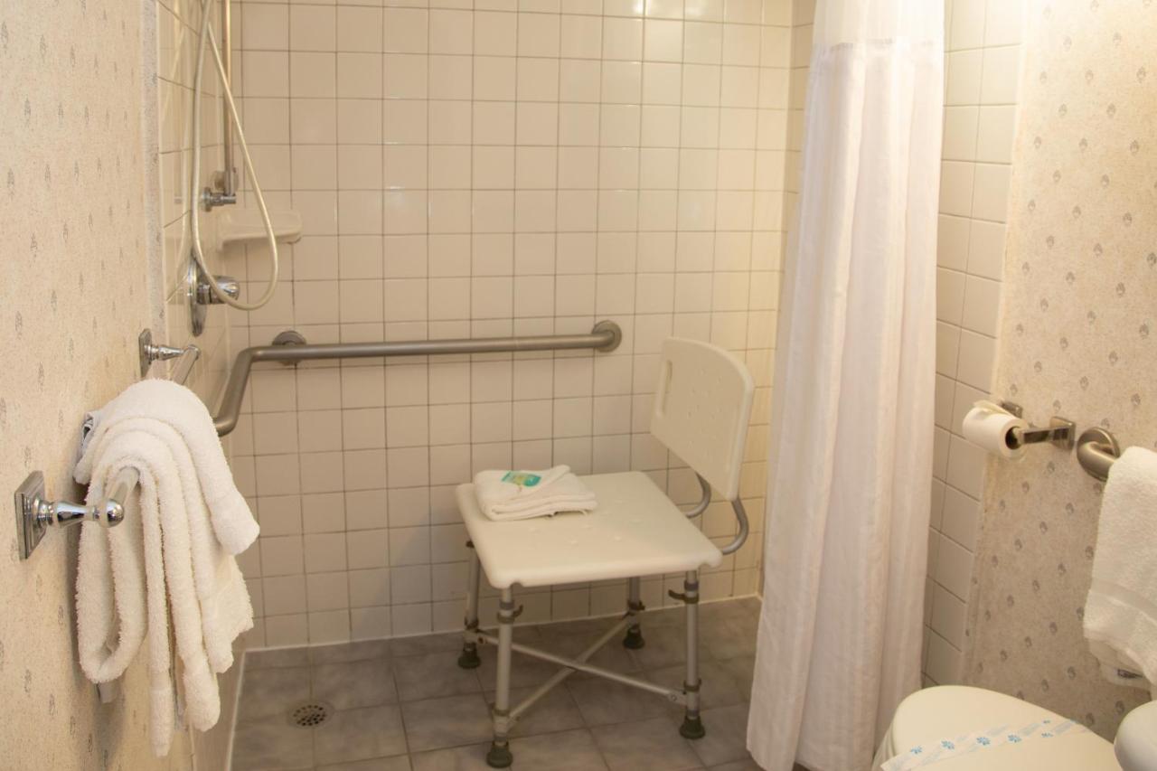 Queen Room with Two Queen Beds with Roll-In Shower at Comfort Inn Pentagon
