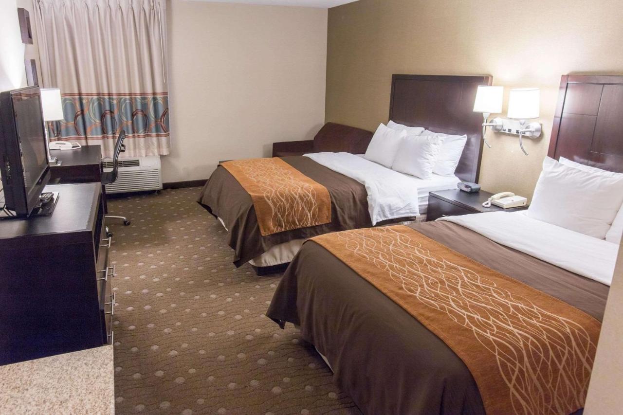 Double Room with Two Double Beds - Non-Smoking at Comfort Inn Pittsburgh Crafton