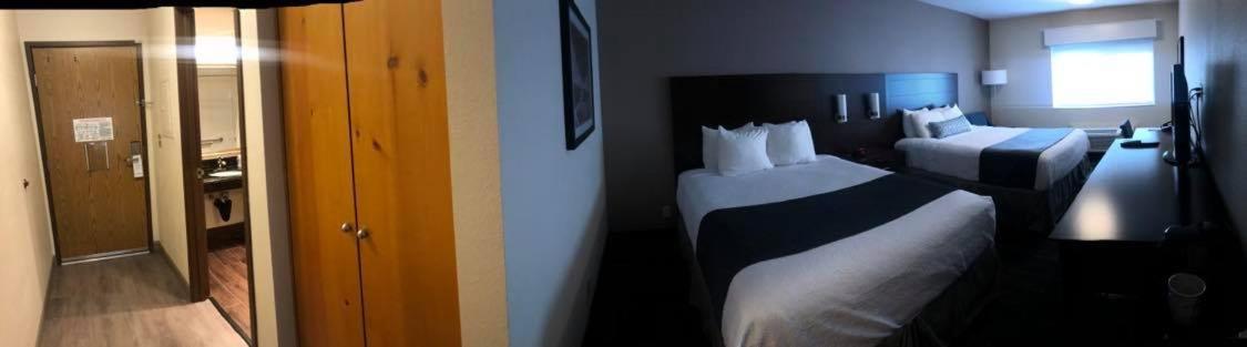 2 Queen Disability Access Non-Smoking at Best Western Mt. Hood Inn