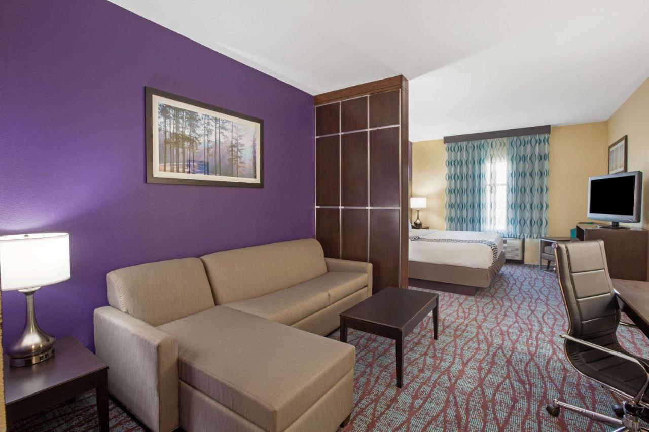 Deluxe King Studio Suite - Non-Smoking at La Quinta Inn & Suites by Wyndham Pasadena North