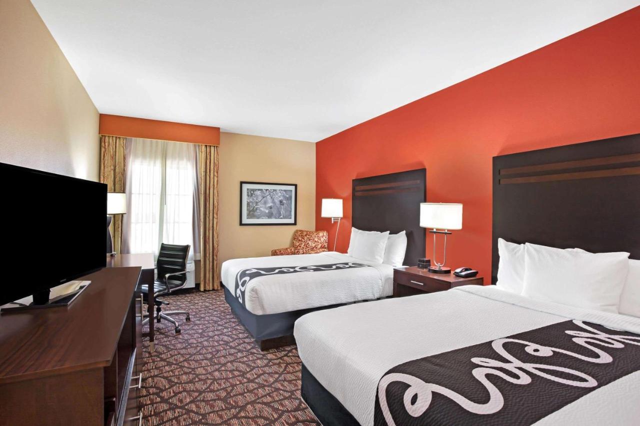 Deluxe Double Room with Two Queen Beds at La Quinta Inn & Suites by Wyndham Pecos