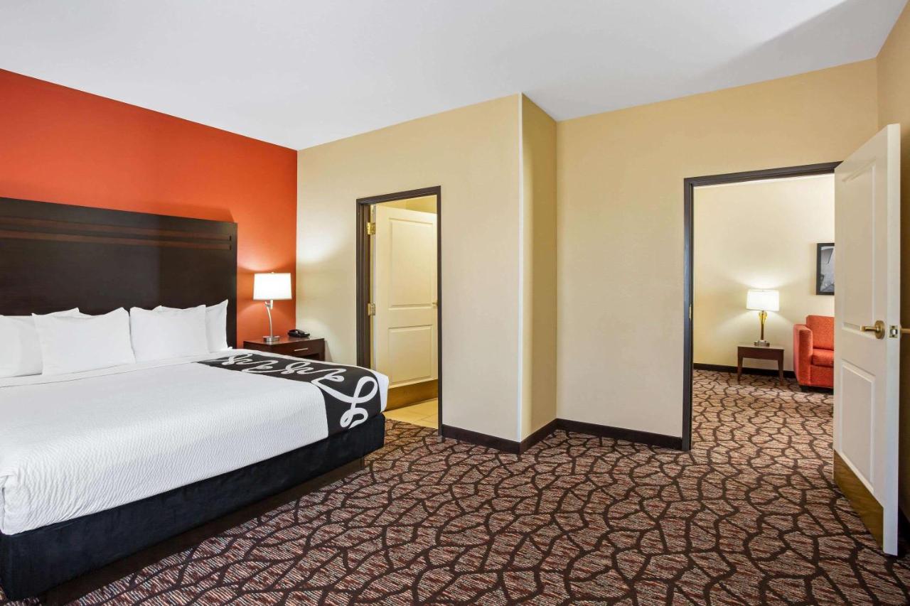 King Suite with Golf View - Non-Smoking at La Quinta Inn & Suites by Wyndham Pecos