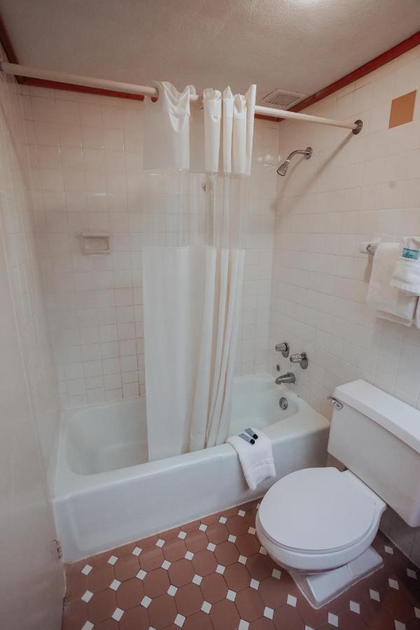 Superior Two Queen Room at Lamplighter Inn & Suites - North