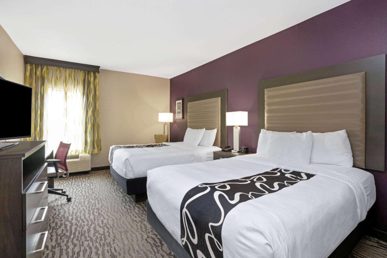 Queen Room with Two Queen Beds at La Quinta Inn & Suites by Wyndham College Station South